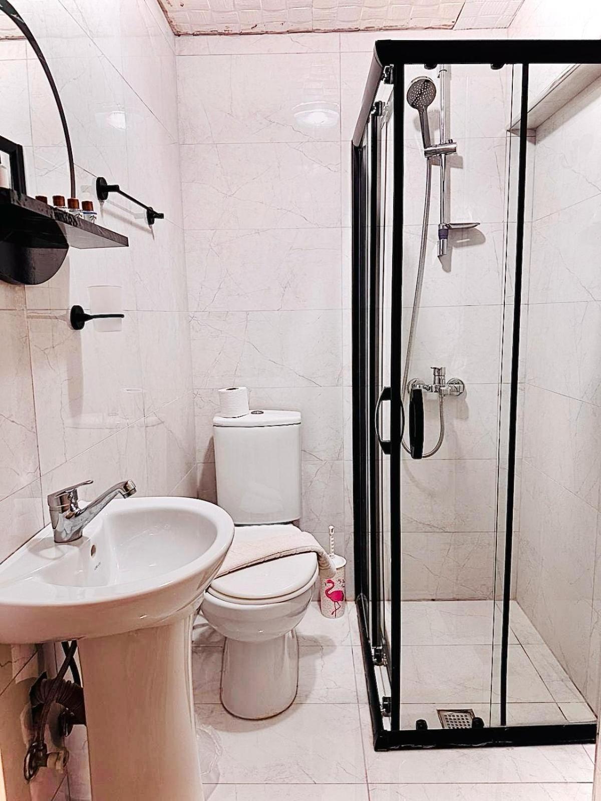 Alhambra Apart Hotel Истанбул Екстериор снимка