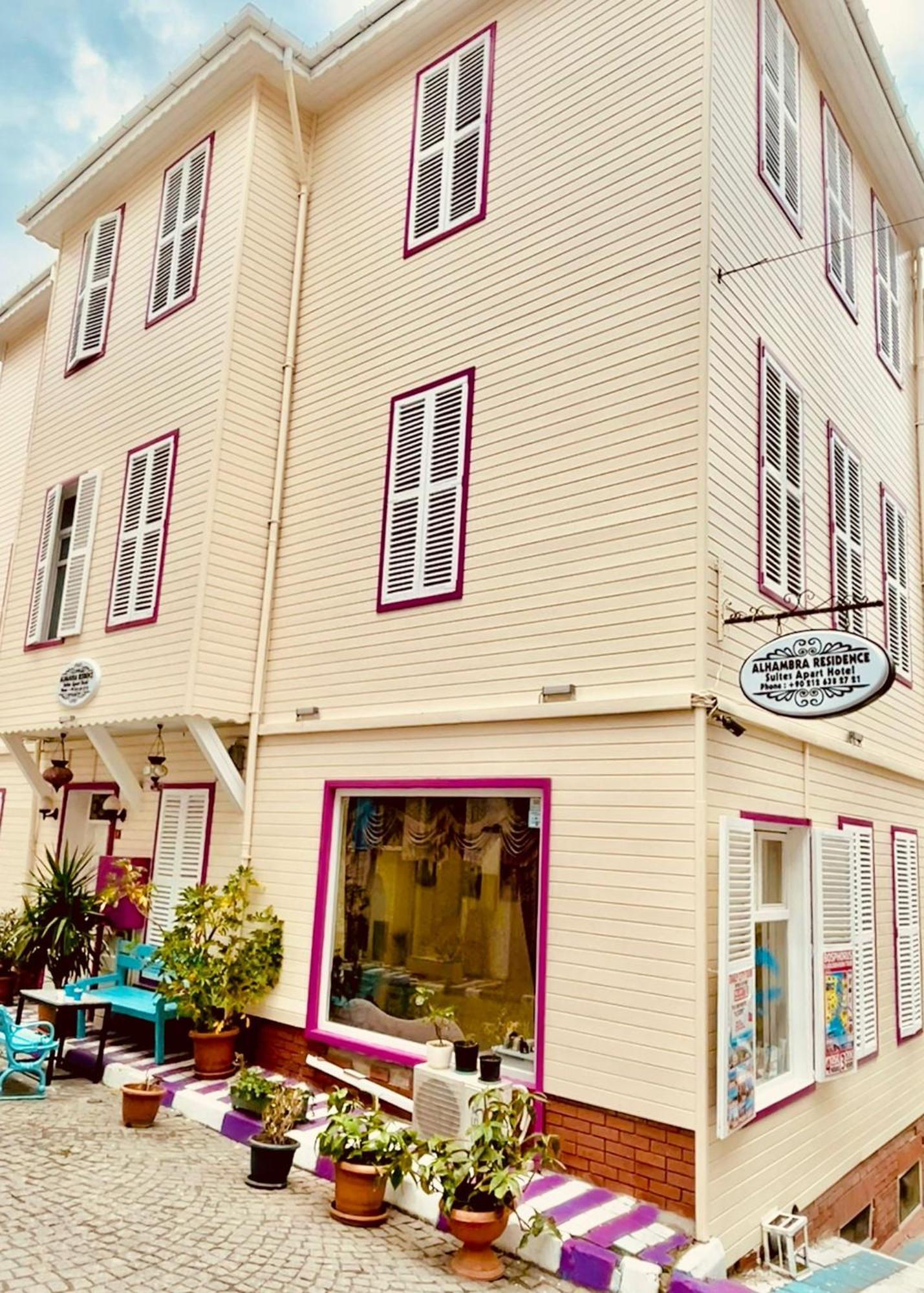 Alhambra Apart Hotel Истанбул Екстериор снимка