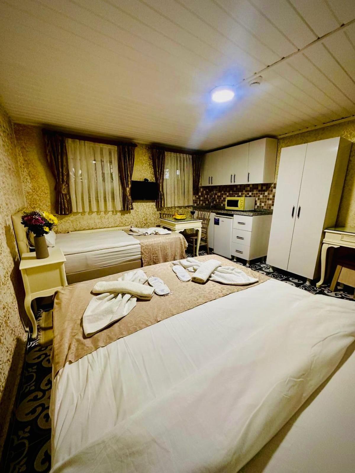Alhambra Apart Hotel Истанбул Екстериор снимка